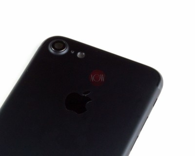 BACK COVER DO TELEFONU IPHONE 7 CZARNY